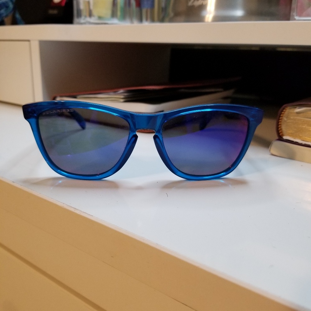 Oakley Frogskin Polarized Sunglasses